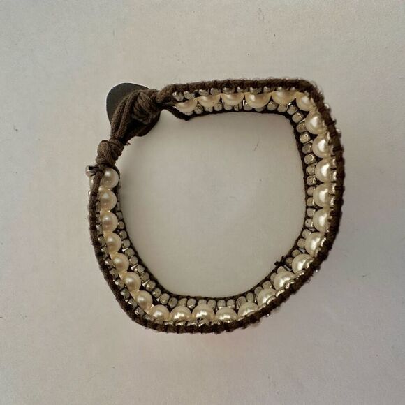 AEO faux pearl leather wrap bracelet - Picture 9 of 10